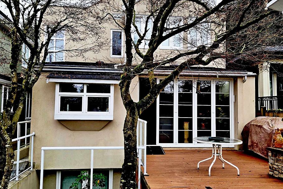 2443 W 47th Avenue Vancouver, BC - 25