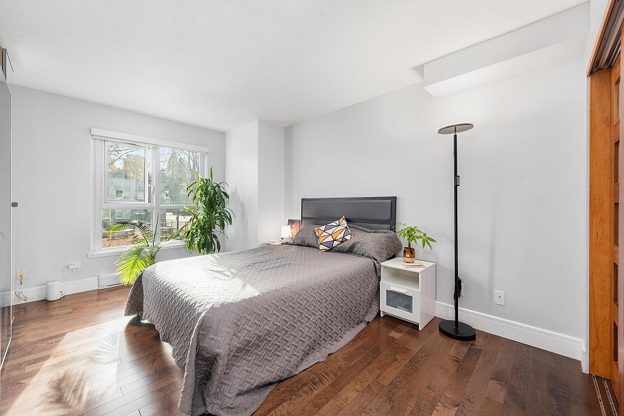 206 2988 Alder Street Vancouver, BC - 11