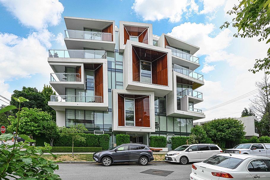 601 5699 Baillie Street Vancouver, BC - 3