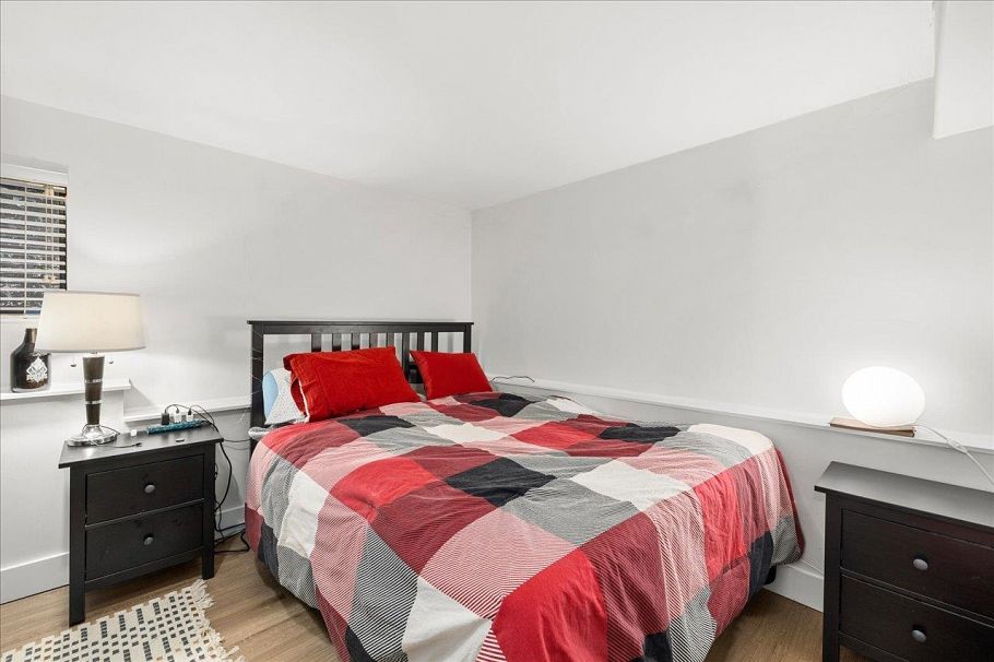 2029 Graveley Street Vancouver, BC - 35