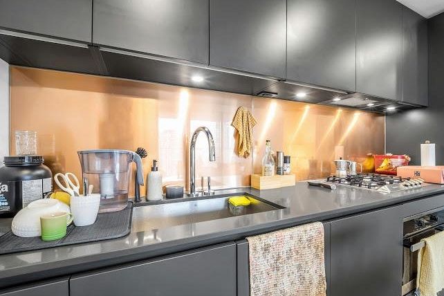 3010 1480 Howe Street Vancouver, BC - 11