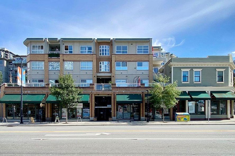 411 108 W Esplanade Avenue North Vancouver, BC - 2