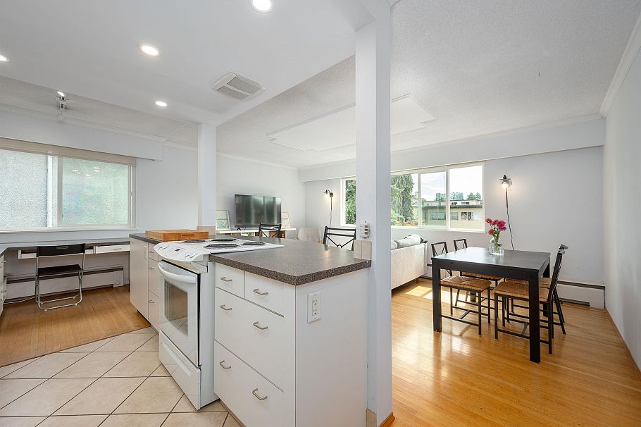 8 1235 W 10th Avenue Vancouver, BC - 12