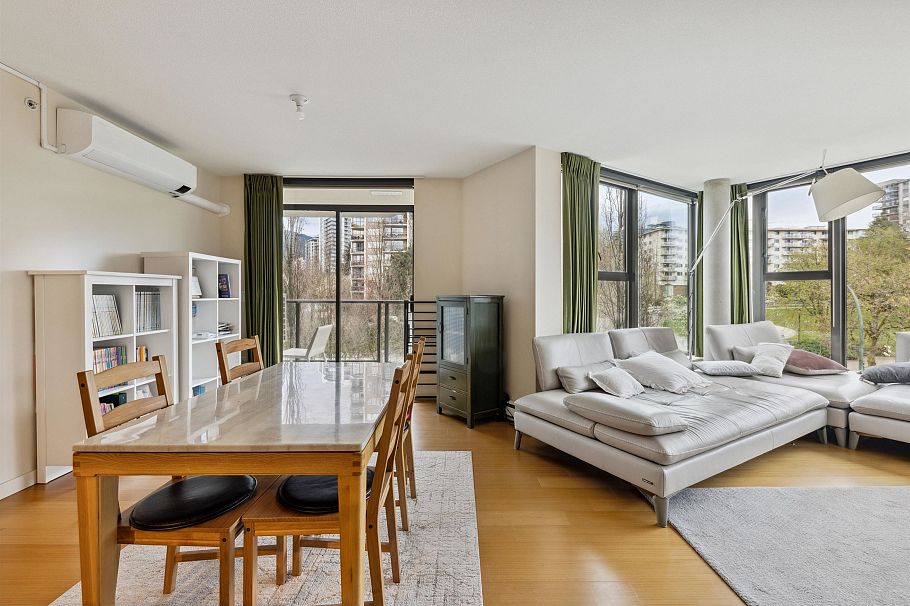 501 683 Victoria Park West North Vancouver, BC - 13