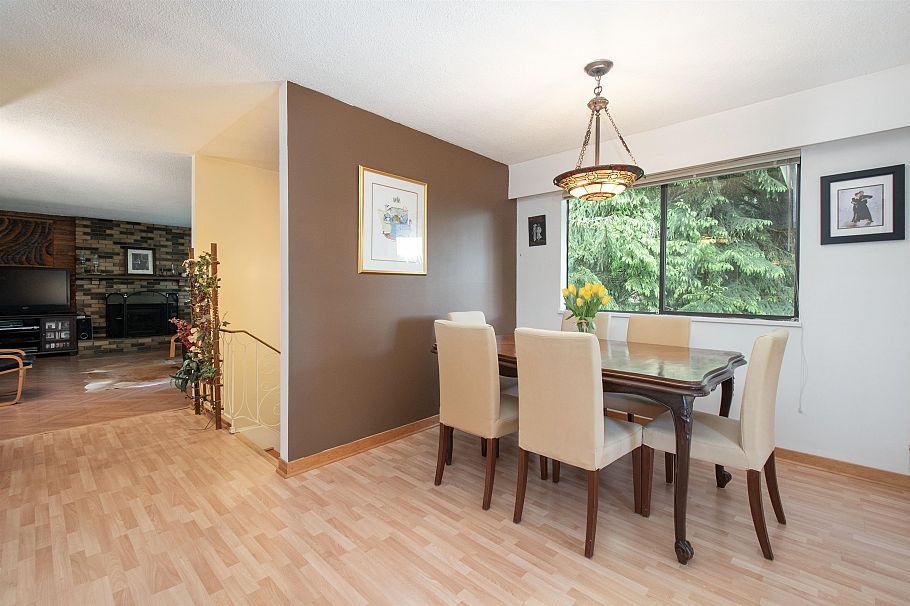 3875 Regent Avenue North Vancouver, BC - 5