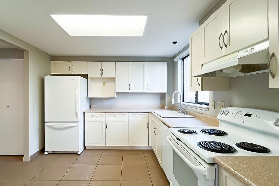 901 6282 Kathleen Avenue Burnaby, BC - 6