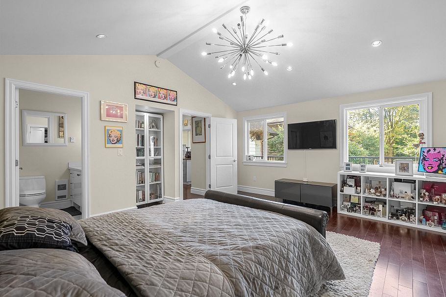 324 E 24th Street North Vancouver, BC - 14