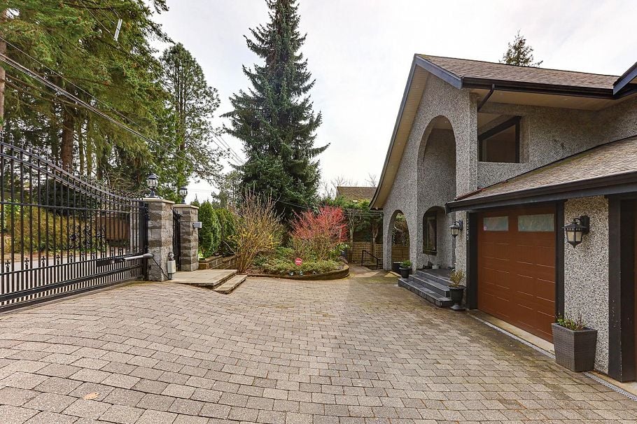 3263 Norwood Avenue North Vancouver, BC - 3