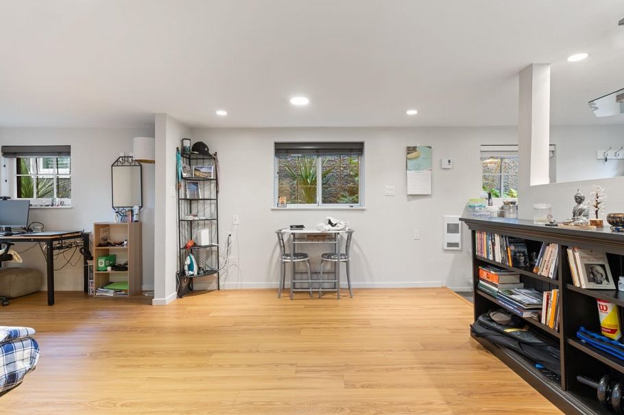 2125 E 5th Avenue Vancouver, BC - 23