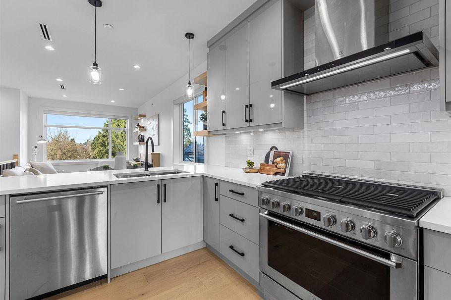 5304 Fraser Street Vancouver, BC - 13