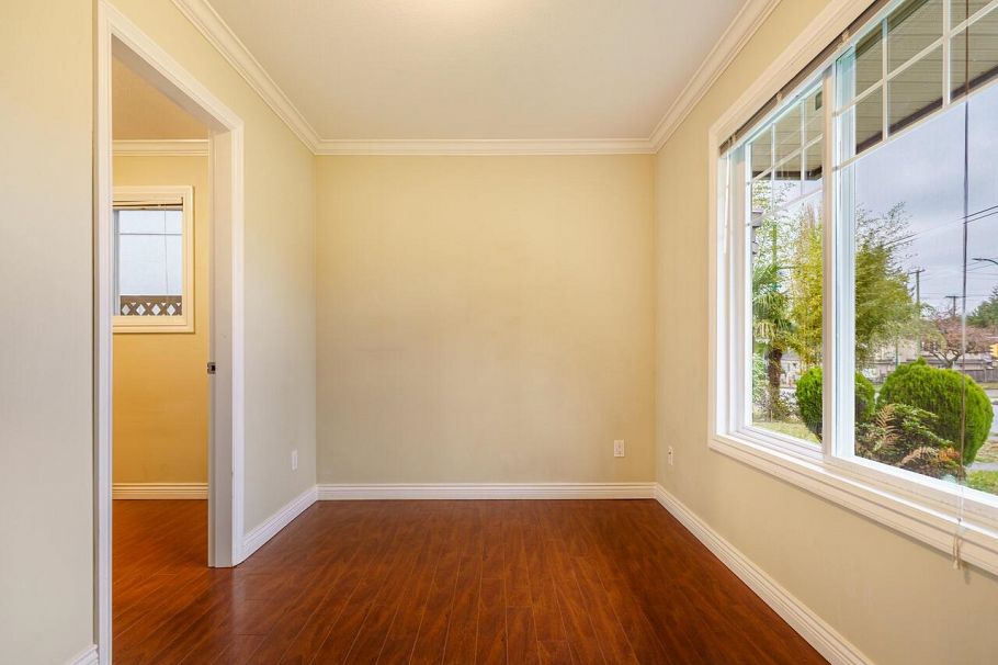 1150 East 41st Avenue Vancouver, BC - 24