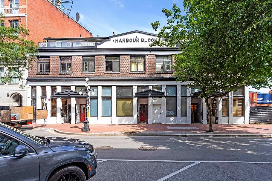 83 Alexander Street Vancouver, BC - 36