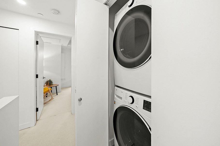 107 650 E 2nd Street North Vancouver, BC - 25