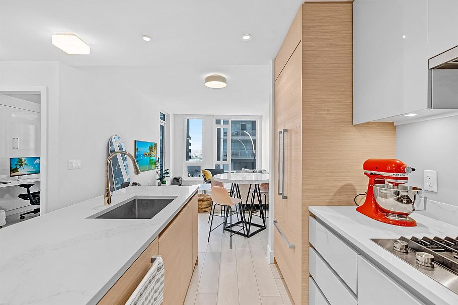 353 8575 Rivergrass Drive Vancouver, BC - 11