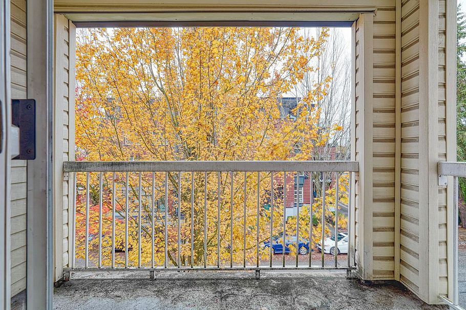 211 3624 Fraser Street Vancouver, BC - 12