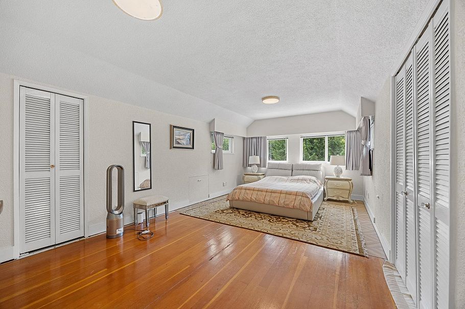 4054 W 31st Avenue Vancouver, BC - 18