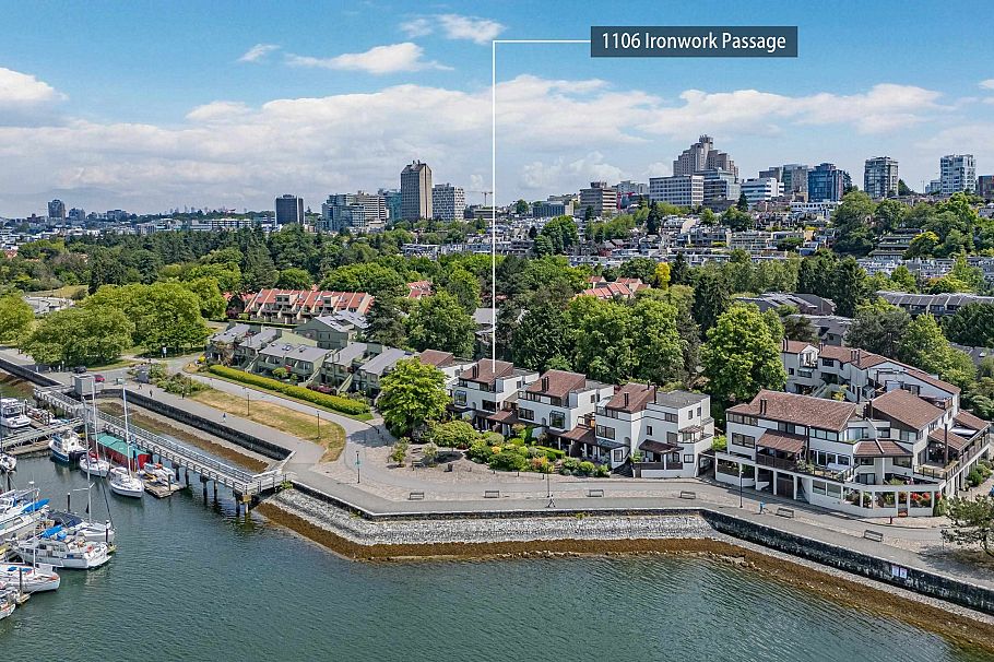 1106 Ironwork Passage Vancouver, BC - 36