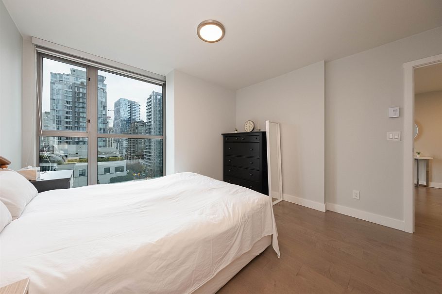 1006 928 Richards Street Vancouver, BC - 17