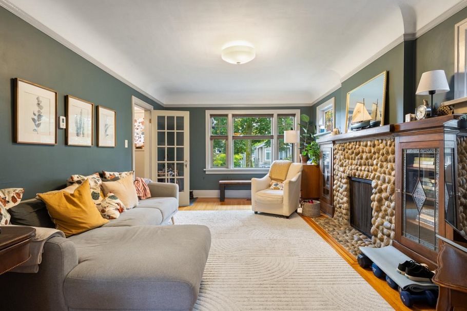 2125 E 5th Avenue Vancouver, BC - 3