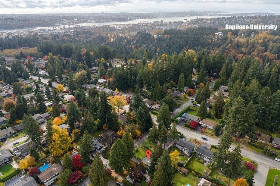 2518 Swinburne Avenue North Vancouver, BC - 37