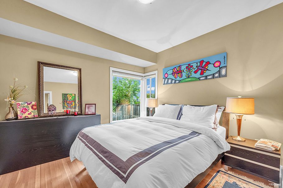 628 E 7th Street North Vancouver, BC - 9