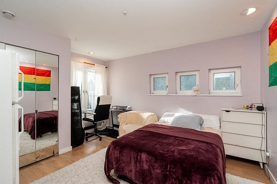 2443 W 47th Avenue Vancouver, BC - 19