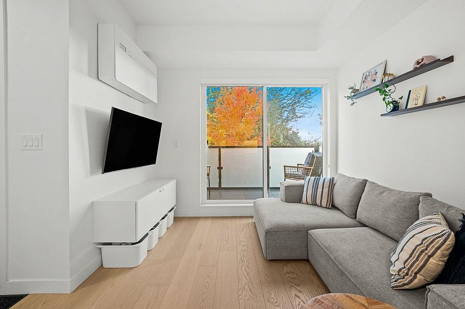 107 650 E 2nd Street North Vancouver, BC - 8