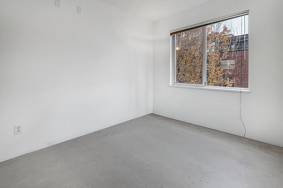 211 3624 Fraser Street Vancouver, BC - 24