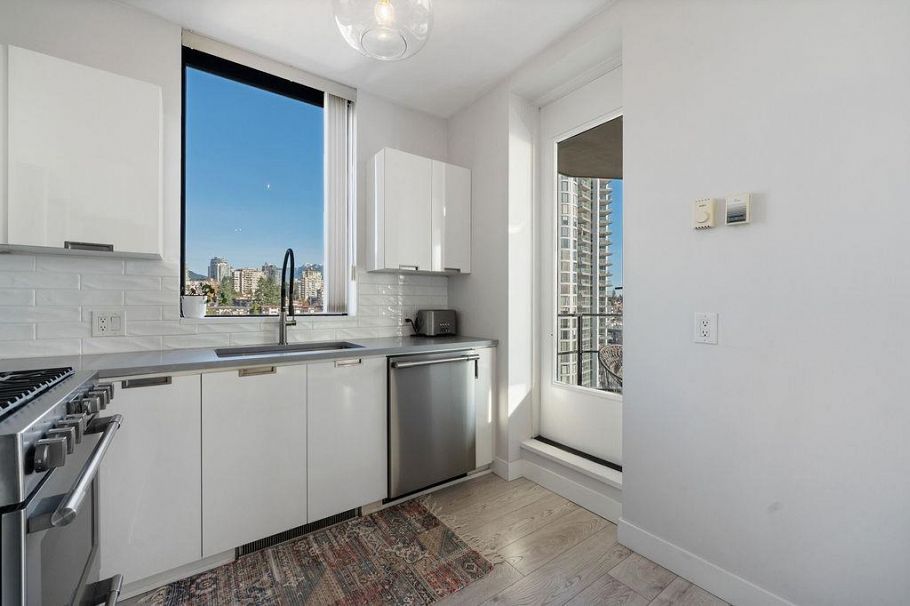 1707 151 W 2nd Street North Vancouver, BC - 16