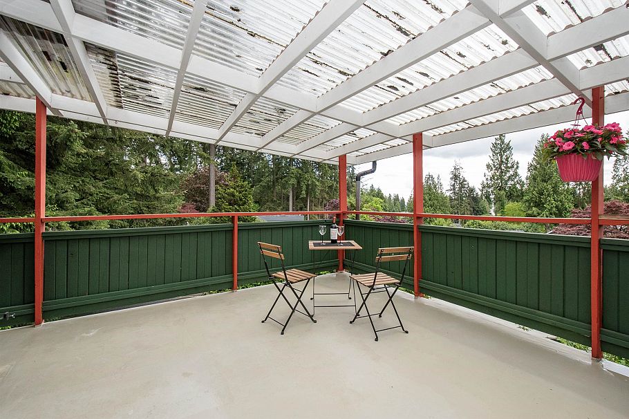 3875 Regent Avenue North Vancouver, BC - 10