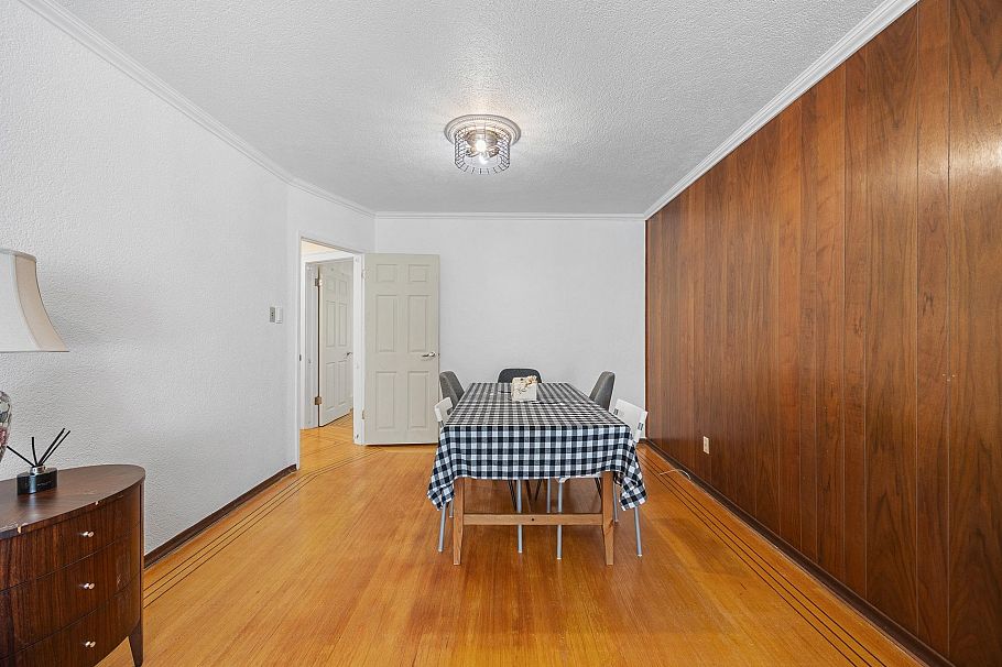 4054 W 31st Avenue Vancouver, BC - 10