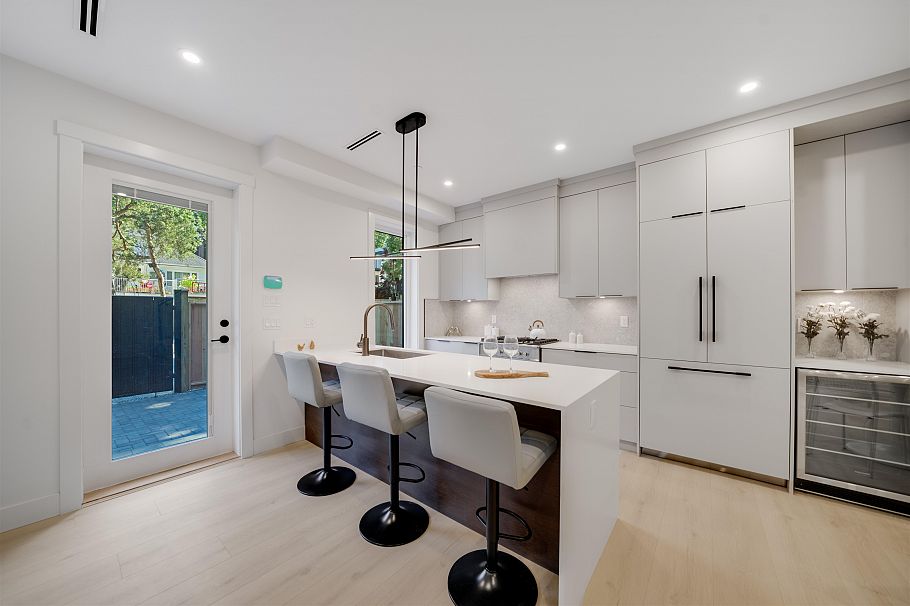 4 3836 W 8th Avenue Vancouver, BC - 7