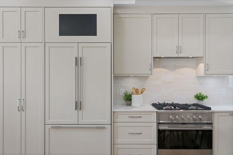 1 2447 E 41st Avenue Vancouver, BC - 13