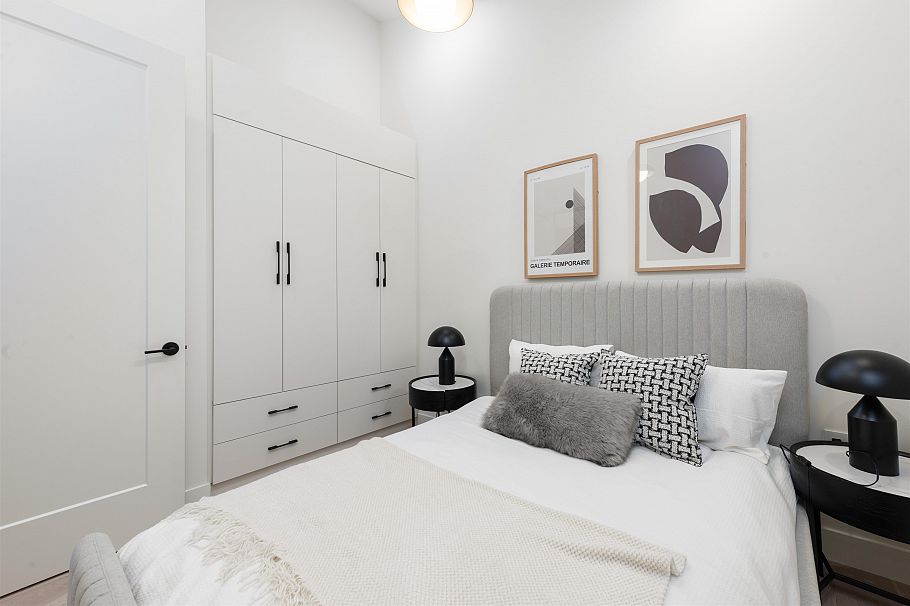 1 65 E King Edward Avenue Vancouver, BC - 22