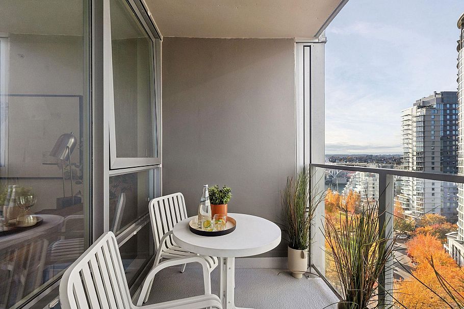 1705 1438 Richards Street Vancouver, BC - 14