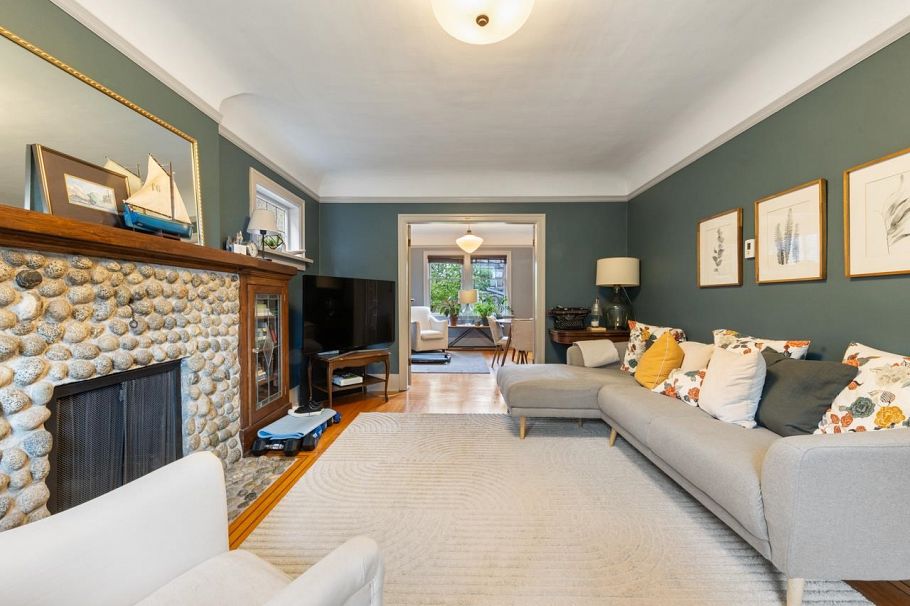 2125 E 5th Avenue Vancouver, BC - 5