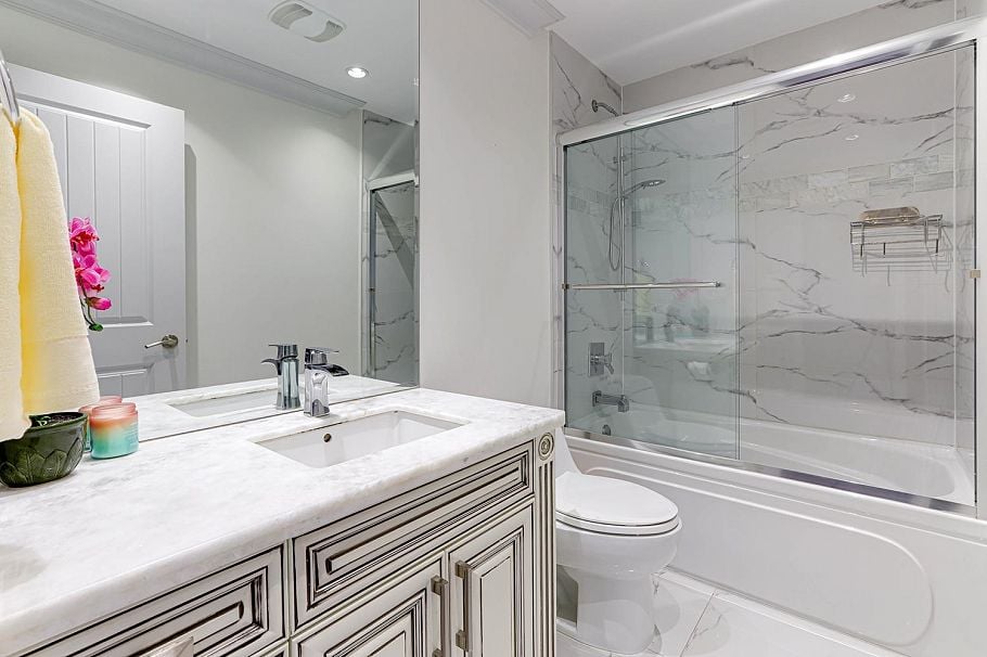 3263 Norwood Avenue North Vancouver, BC - 29