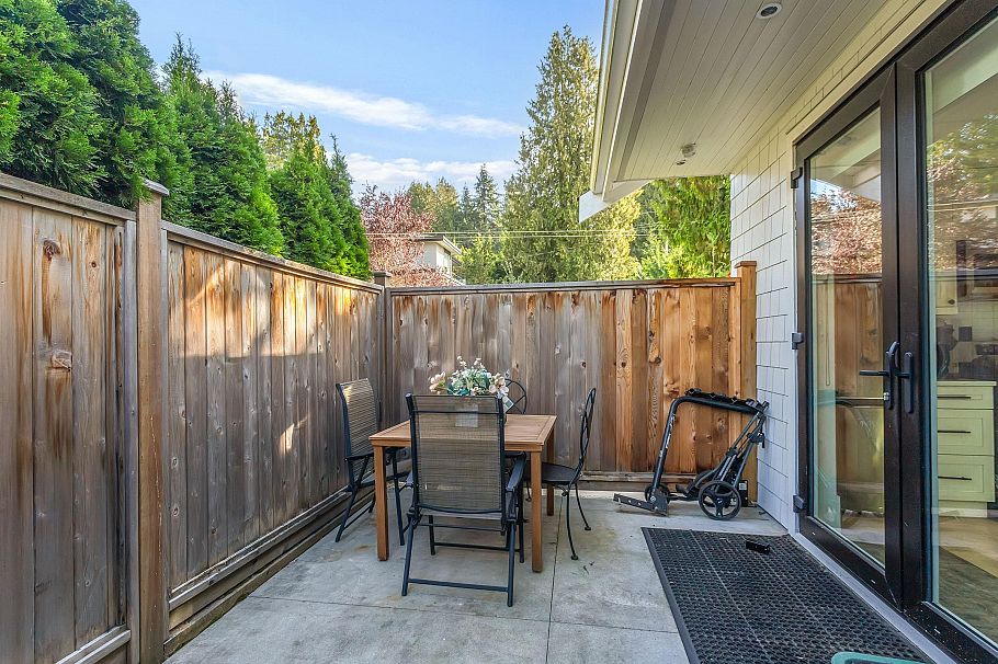 345 E 20th Street North Vancouver, BC - 34