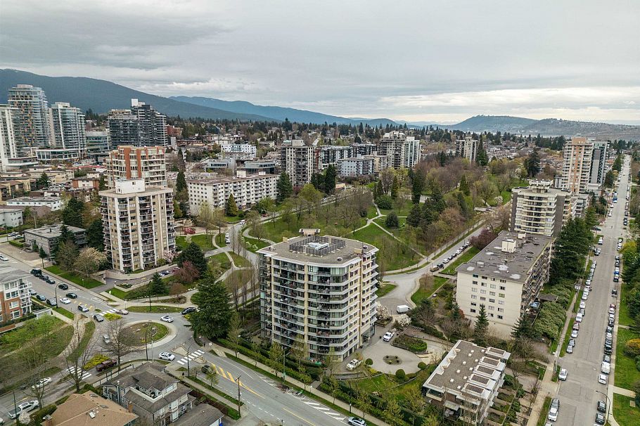501 683 Victoria Park West North Vancouver, BC - 29