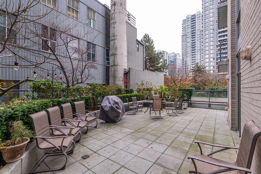 1006 928 Richards Street Vancouver, BC - 29