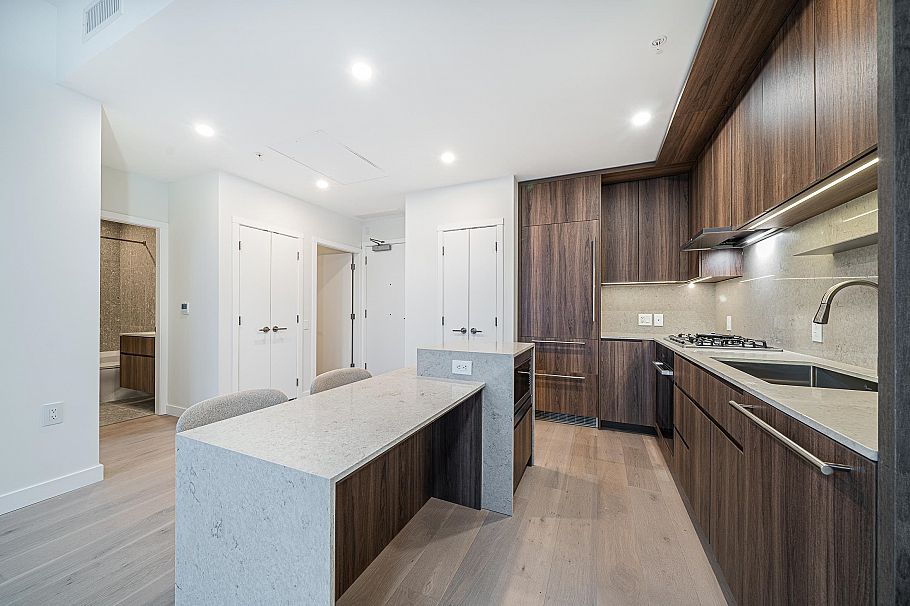 505 5212 Cambie Street Vancouver, BC - 11