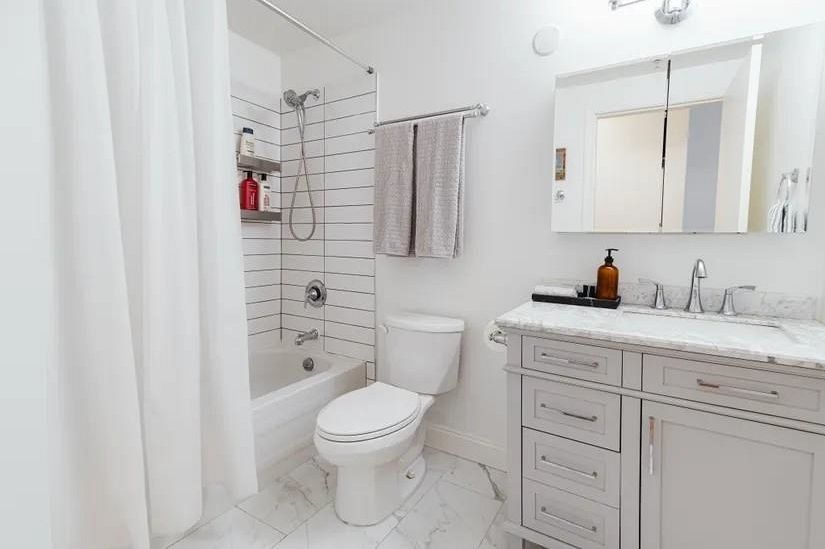 1249 GRANVILLE STREET, Vancouver BC V6Z 1M5 Vancouver, BC - 8