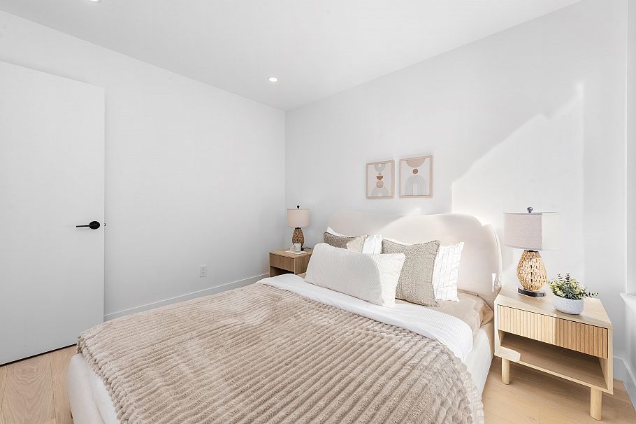 1 2626 W 41st Avenue Vancouver, BC - 19