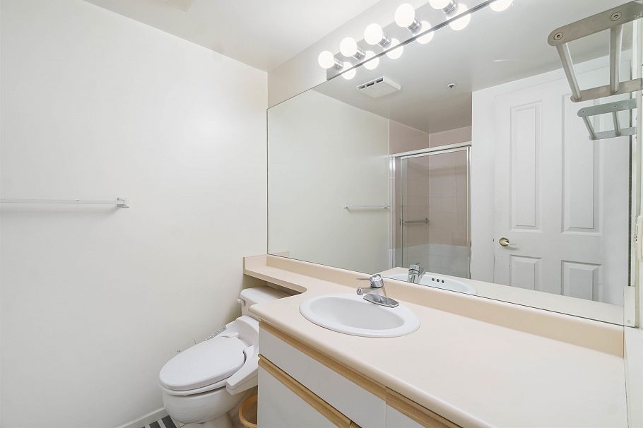 311 1859 Spyglass Place Vancouver, BC - 20