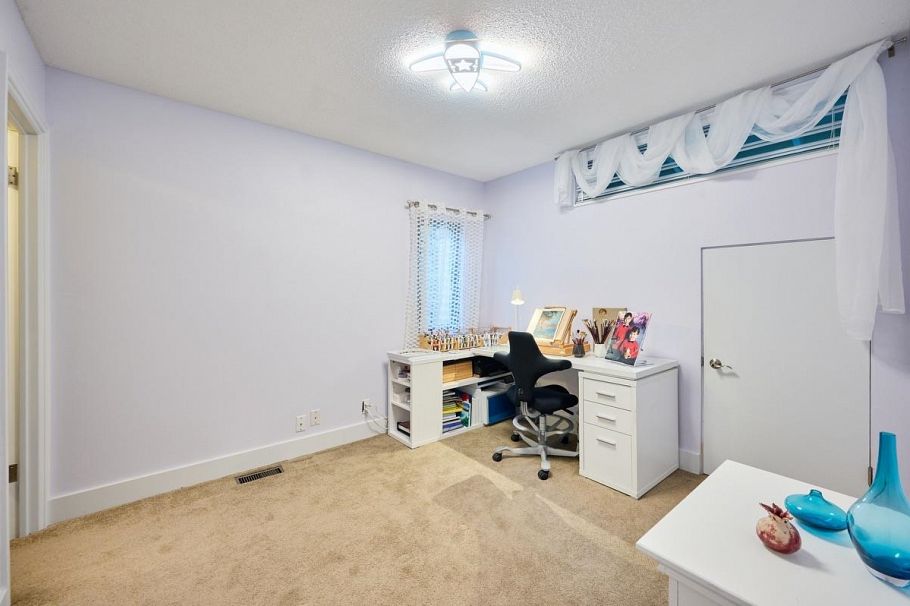 2873 Capilano Road North Vancouver, BC - 25