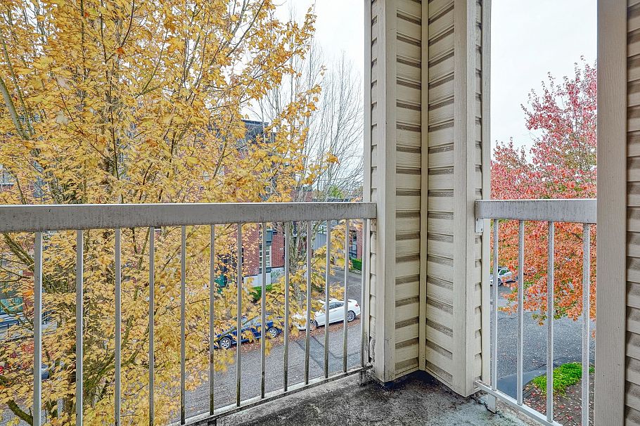 211 3624 Fraser Street Vancouver, BC - 13