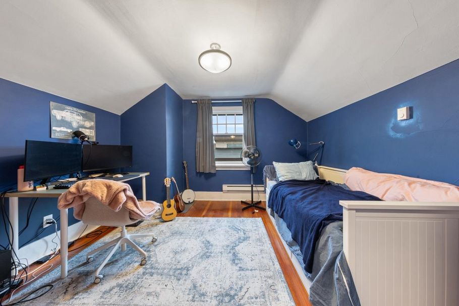 2125 E 5th Avenue Vancouver, BC - 17