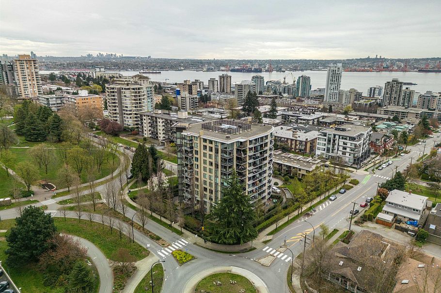 501 683 Victoria Park West North Vancouver, BC - 27