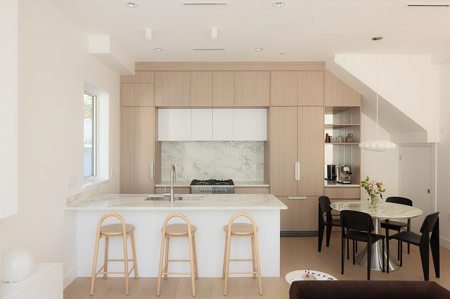 3422 Pandora Street Vancouver, BC - 8