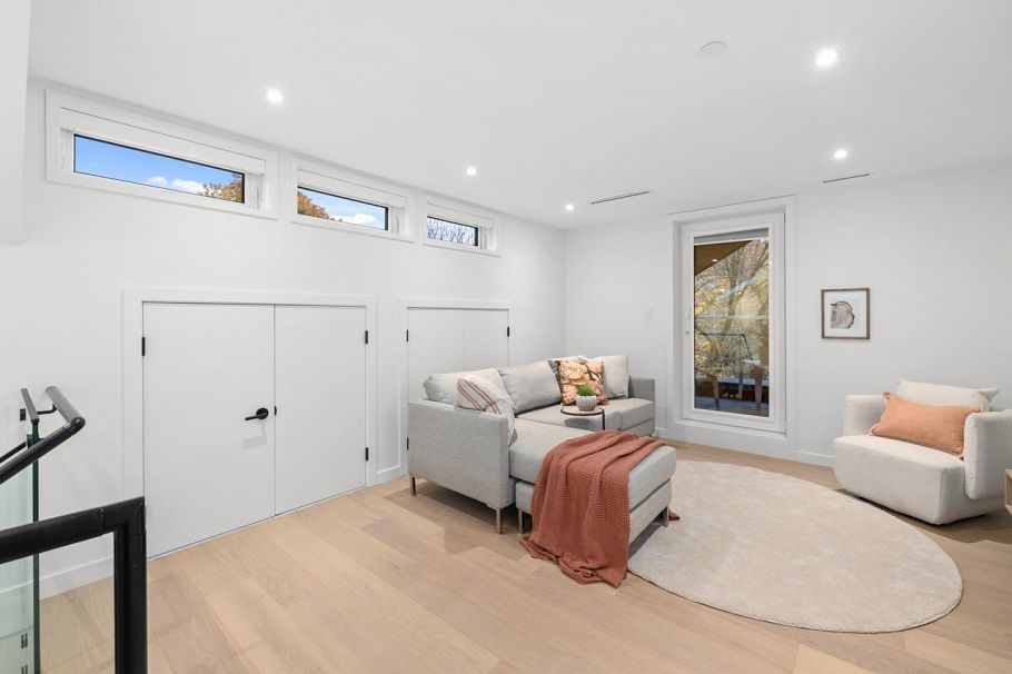 683 W 18th Avenue Vancouver, BC - 27